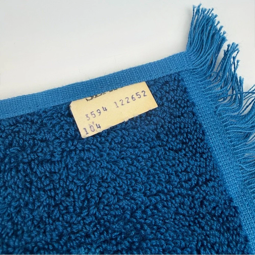 NEW Vintage Sears Royal Touch Floral Hand Towel Granny Core Blue Rose Fringe